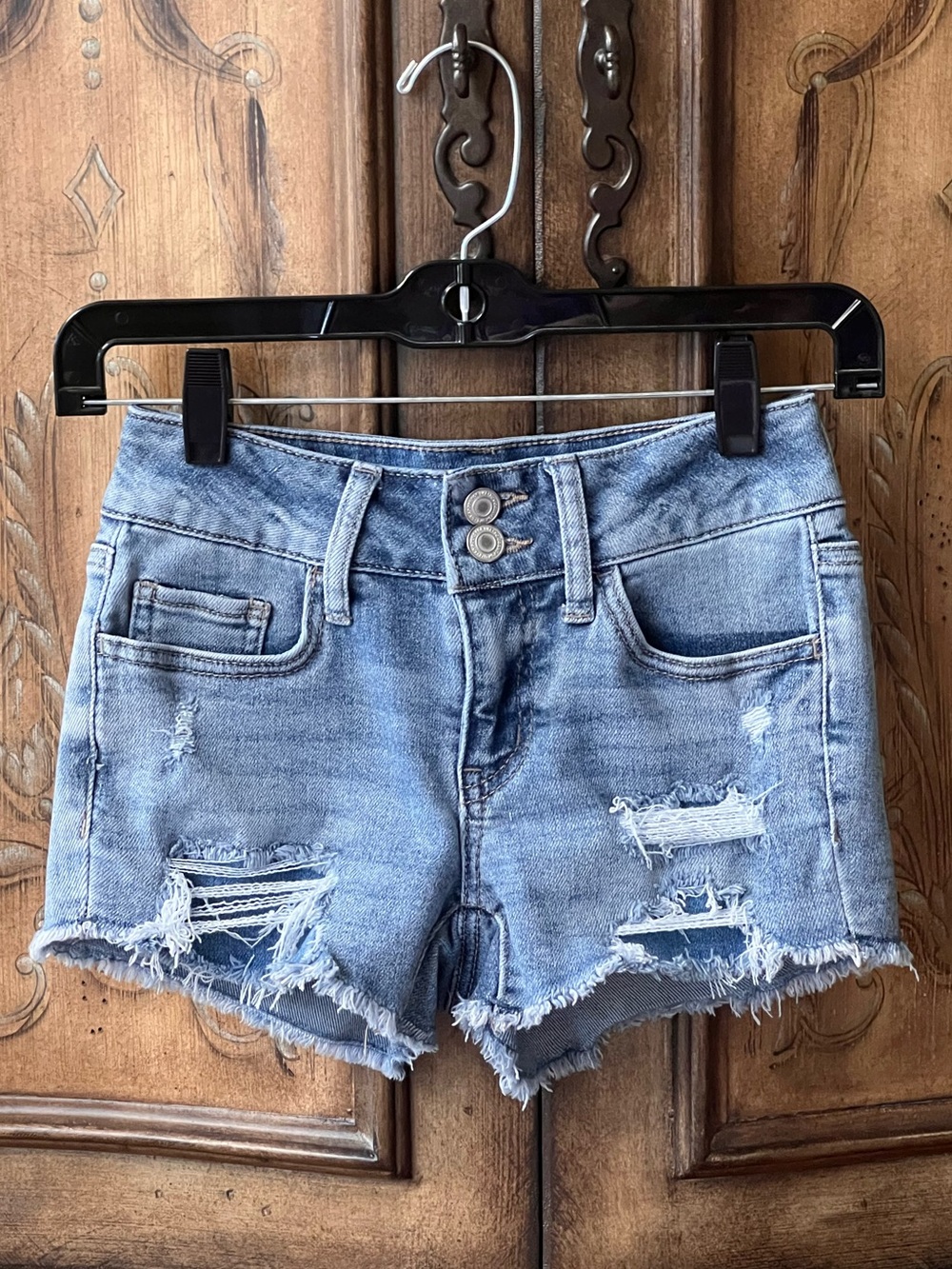 SO Women Medium Blue Distressed Stretch Jean Denim Shorts Frayed Hem 0/24W